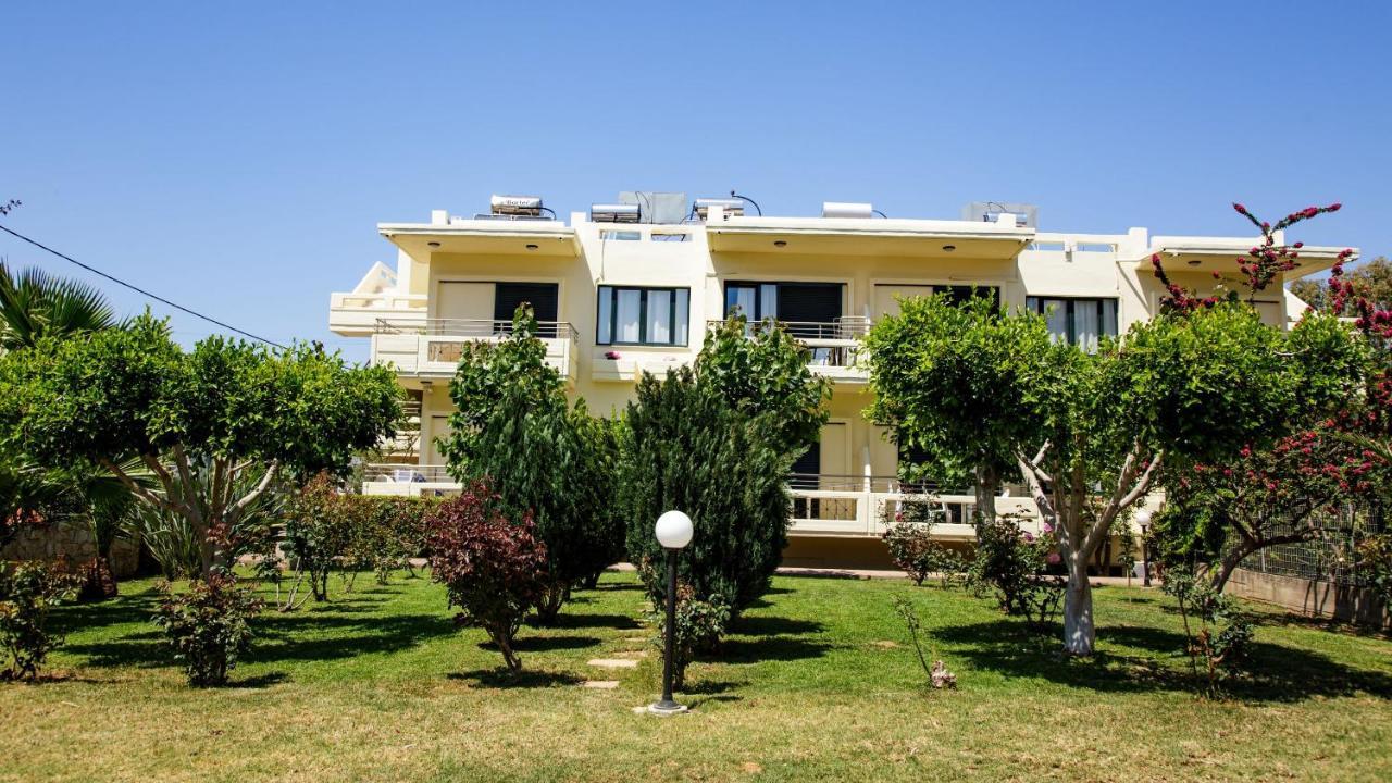 Lefka Apartments Parigoria Bagian luar foto