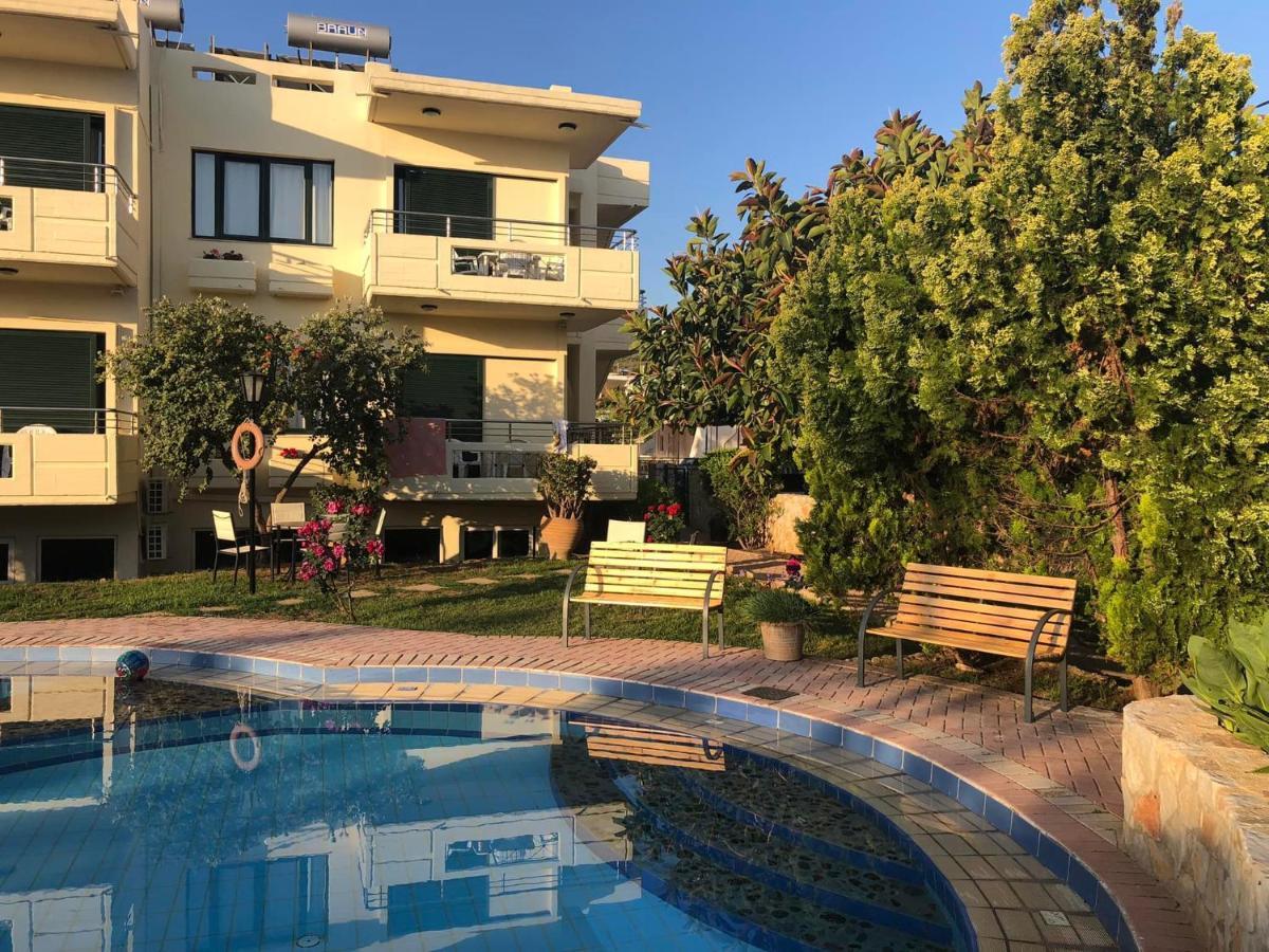 Lefka Apartments Parigoria Bagian luar foto