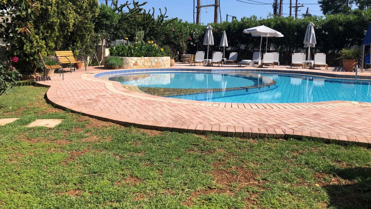Lefka Apartments Parigoria Bagian luar foto