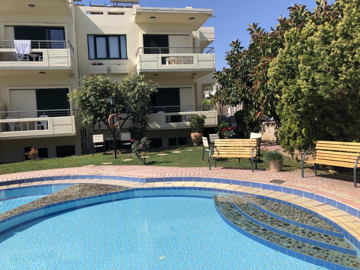 Lefka Apartments Parigoria Bagian luar foto