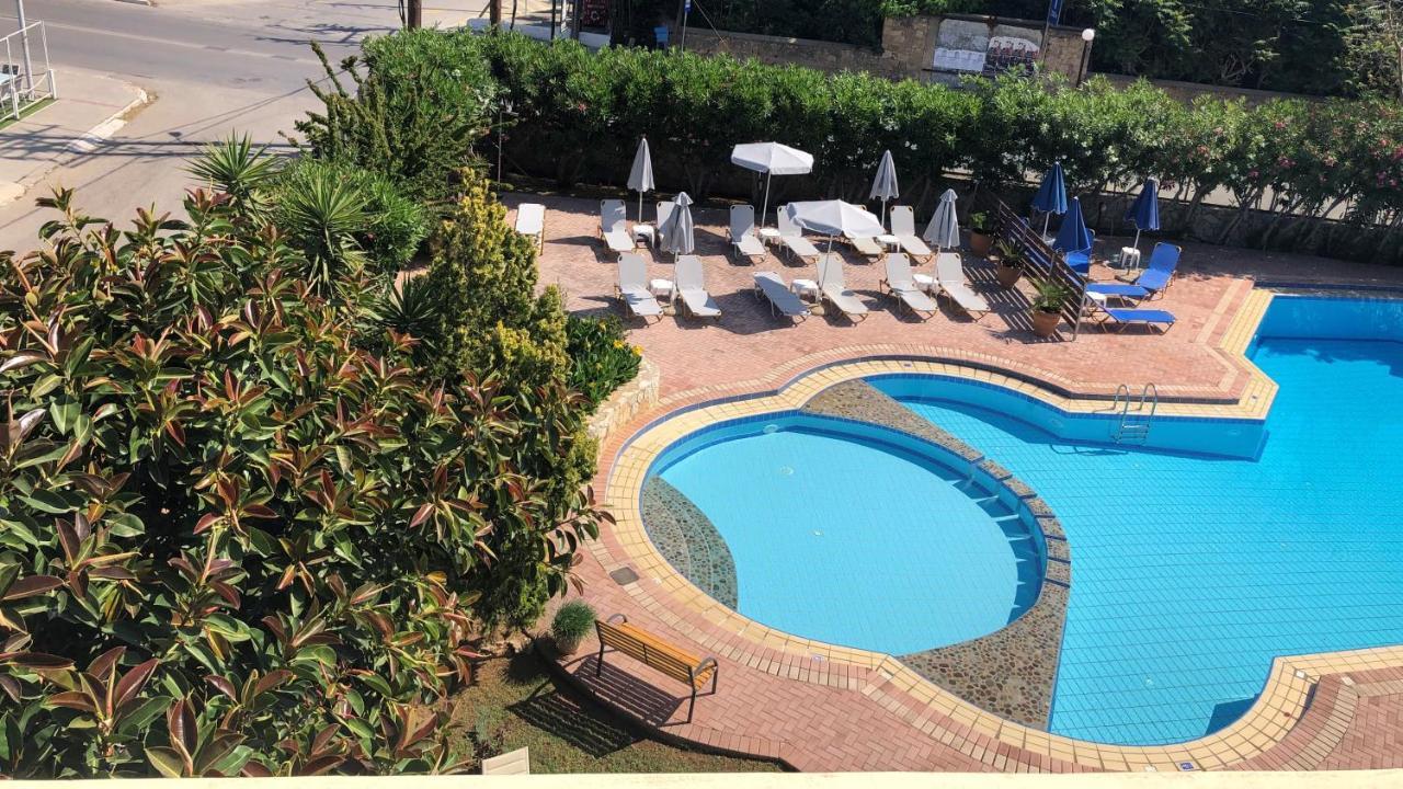 Lefka Apartments Parigoria Bagian luar foto